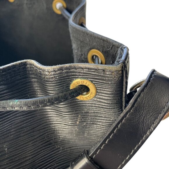Louis Vuitton Black Epi Leather Noe Drawstring Bucket Bag With Adjustable Strap - Picture 8 of 16
